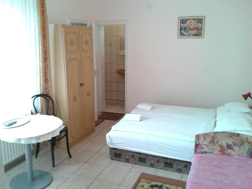 Deak Vendeghaz Apartman 호텔 Hajdúszoboszló 객실 사진