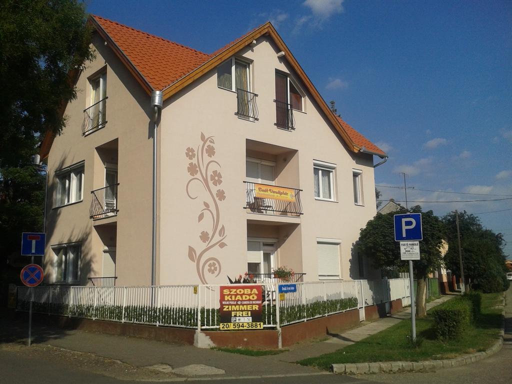 Deak Vendeghaz Apartman 호텔 Hajdúszoboszló 외부 사진